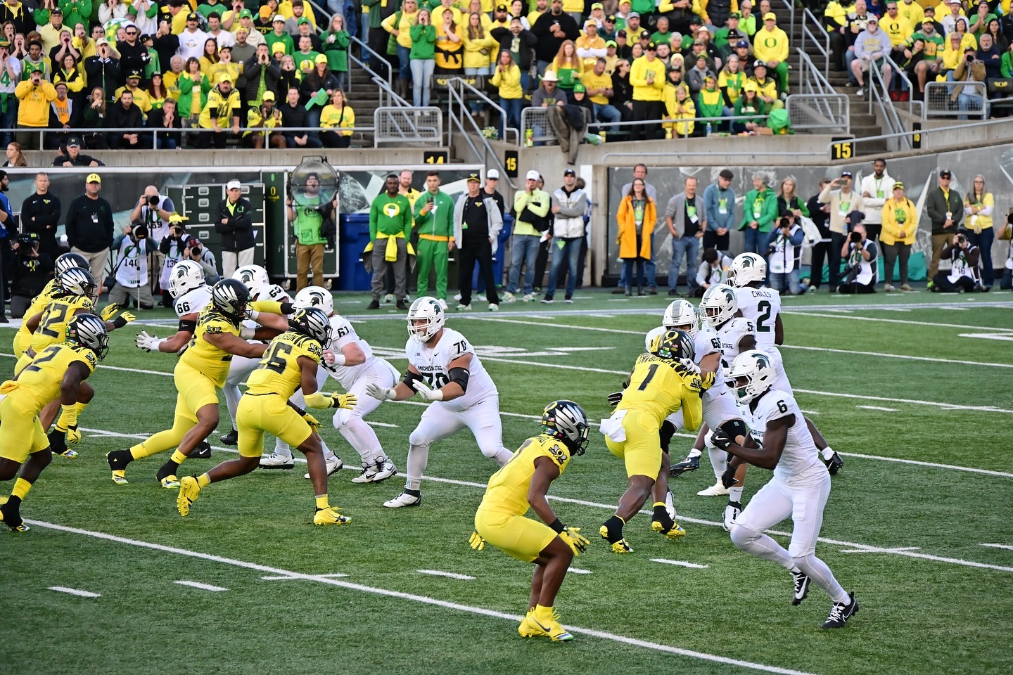 While it wasn’t a great day to be a Spartan at Autzen Stadium, Pax and I enjoyed our first Ducks game with grandma and grandpa. The fans were really nice and r…